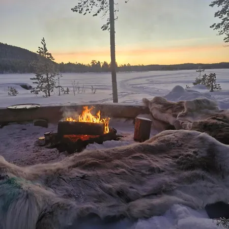 Sarmi - A True Off-the-grid Hut *