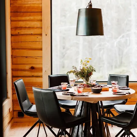 Sarmi - A True Off-the-grid Hut