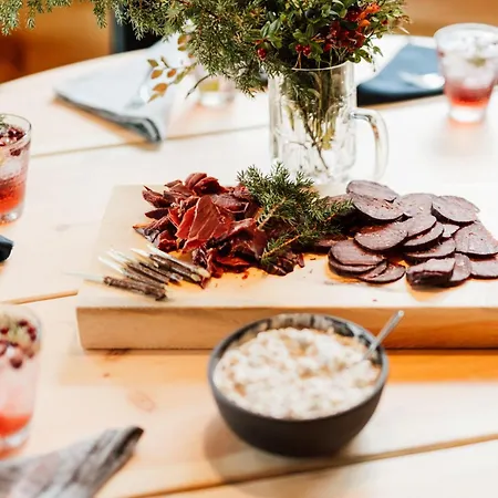 Sarmi - A True Off-the-grid Hut Inari