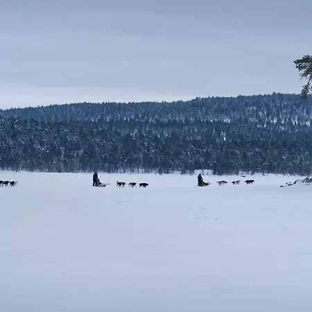 Βίλα Sarmi - A True Off-the-grid Hut