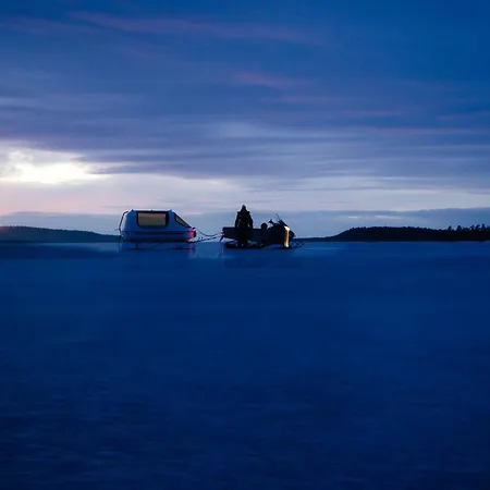 Sarmi - A True Off-the-grid Hut *