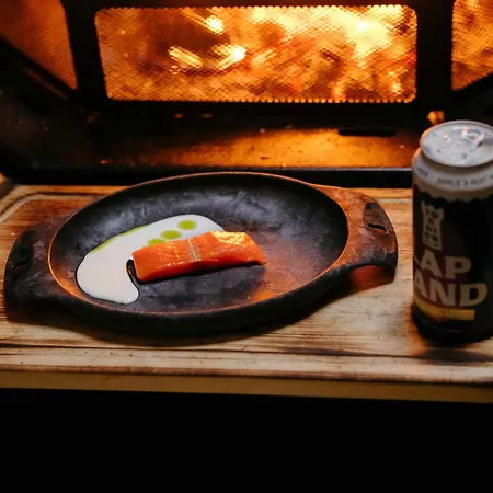 Sarmi - A True Off-the-grid Hut * Inari