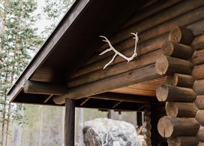 Sarmi - A True Off-the-grid Hut *