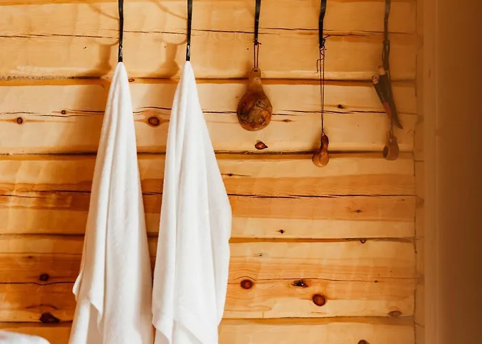 Villa Sarmi - A True Off-the-grid Hut *