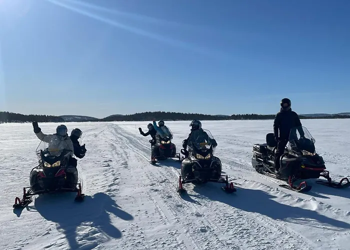 Sarmi - A True Off-the-grid Hut * Inari