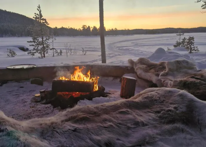 Sarmi - A True Off-the-grid Hut *