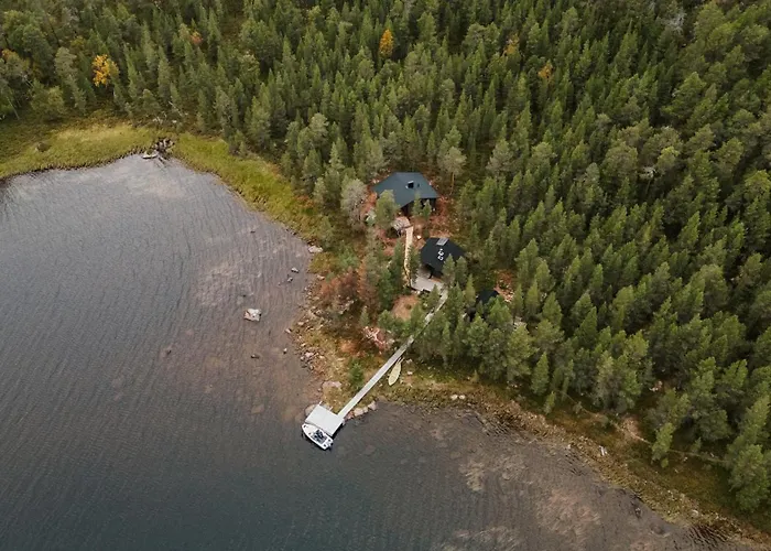 Villa Sarmi - A True Off-the-grid Hut Inari